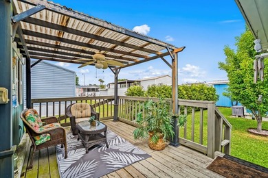 Tucked away in the heart of North Myrtle Beach, this beautifully - photo 32