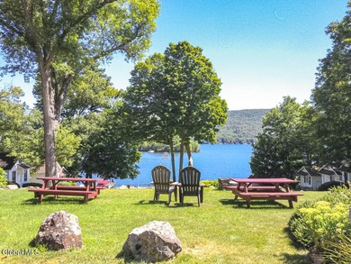 LAKE GEORGE FAMILY COMPOUND House with 11 cabins & 6 motel rooms - photo 4