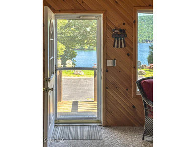 LAKE GEORGE FAMILY COMPOUND House with 11 cabins & 6 motel rooms - photo 9