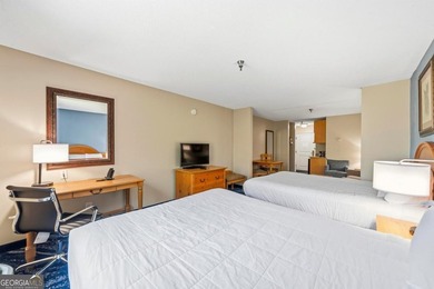 Welcome to effortless Lake Oconee living at The Lodge! Whether - photo 15