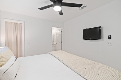 Positioned just steps from the Gulf, Beachside Villas 913 - photo 19