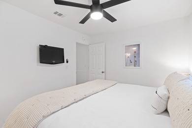 Positioned just steps from the Gulf, Beachside Villas 913 - photo 20