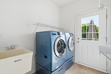 Welcome to this move in ready rare Colonial style residence in - photo 31