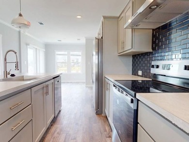Welcome to this charming 1391 square feet manufactured home in - photo 4