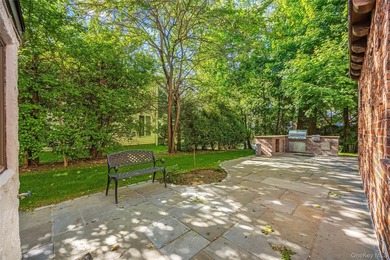 Welcome to 2 Rutland Road, a distinguished English Tudor - photo 36