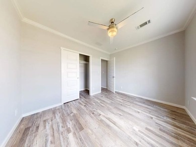 Welcome to this charming 1391 square feet manufactured home in - photo 9