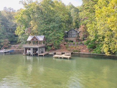 Lake Burton Home For Sale in Clayton Georgia