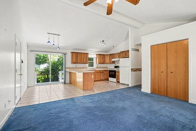 Built in 1999 and lovingly maintained by its original owner - photo 5