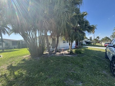 SPACIOUS HOME, VERY WELL MAINTAINED WITH 2 BEDROOMS, 2 BATHS AND - photo 5