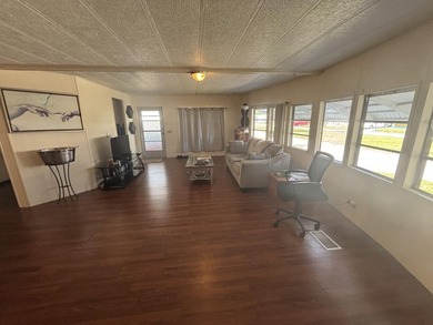 SPACIOUS HOME, VERY WELL MAINTAINED WITH 2 BEDROOMS, 2 BATHS AND - photo 10