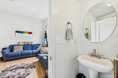 Fantastic 4 Bedroom Arcata Victorian with great location! It's a - photo 13