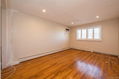 First offering of this custom-built Colonial offering over 3,000 - photo 15