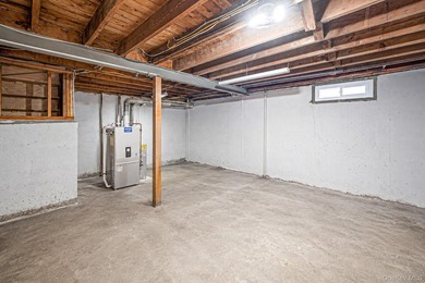 You will Love this beautifully maintained 3-bedroom, 1.5-bath - photo 17