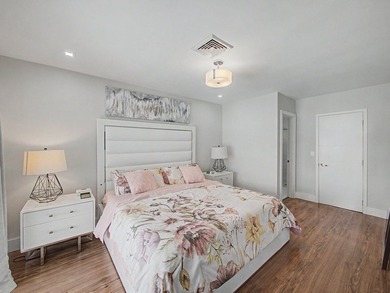 Located just minutes from Town Center Mall and top-rated schools - photo 19
