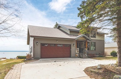Lake Superior - St. Louis County Home For Sale in Duluth Minnesota