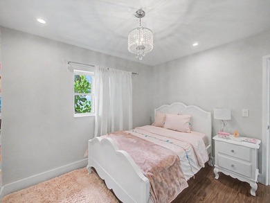 Located just minutes from Town Center Mall and top-rated schools - photo 24