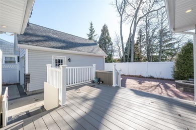 First offering of this custom-built Colonial offering over 3,000 - photo 28