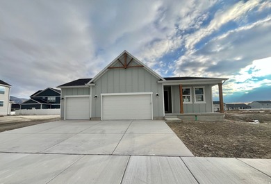 Lake Home For Sale in Eagle Mountain, Utah