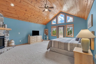 Meticulously maintained & furnished 3rd-floor unit overlooking - photo 10