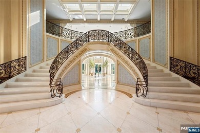 In Alpine's most coveted enclave, where prestige meets - photo 2