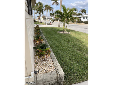 Located at Bayside Estates, a 55+ Community. This 1406 sq. ft - photo 8