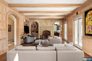 In Alpine's most coveted enclave, where prestige meets - photo 10