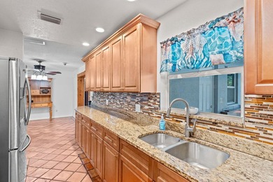 Spacious 4 bedroom, 2 bathroom home, with garage and a versatile - photo 10