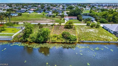 Build your dream home on this beautiful freshwater canal lot - photo 1