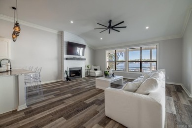 Lakefront home on Lake Hamilton. Loan may be assumable at 2.5% - photo 8