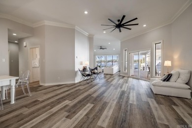 Lakefront home on Lake Hamilton. Loan may be assumable at 2.5% - photo 10