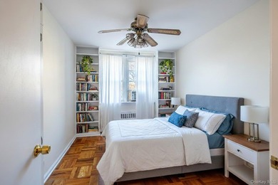 Two-bedroom front view conveniently located in Spuyten Duyvil - photo 13