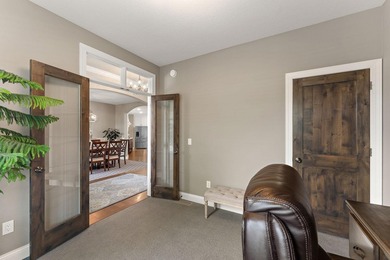 Welcome to a one-of-a-kind luxury retreat where thoughtful - photo 14