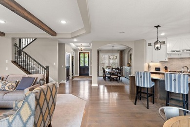 Welcome to a one-of-a-kind luxury retreat where thoughtful - photo 25