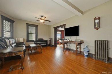 STOP THE CAR! Don't Miss out on this amazing 3 BR 1.5 Bath - photo 6