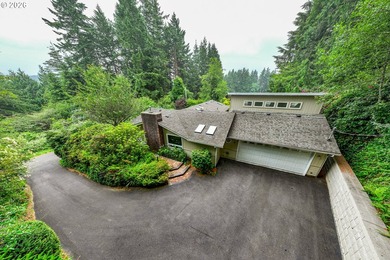 Private Southern Exposure on an Elevated Bluff! Lovingly - photo 2