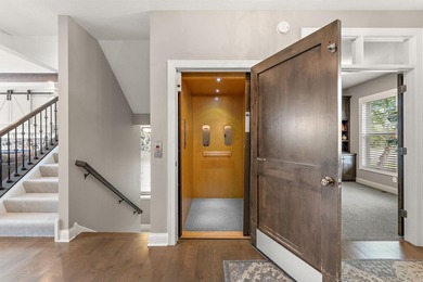 Welcome to a one-of-a-kind luxury retreat where thoughtful - photo 34