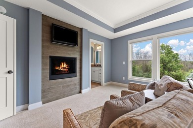 Welcome to a one-of-a-kind luxury retreat where thoughtful - photo 36