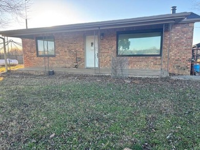 (private lake, pond, creek) Home For Sale in Lamar Oklahoma