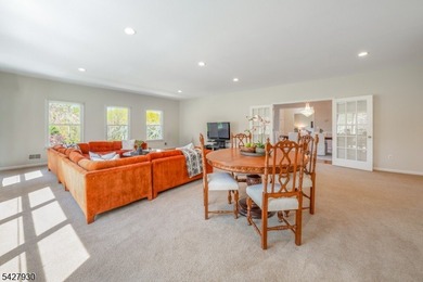 EXPANSIVE 5-BED/3-BATH COLONIAL WITH INCREDIBLE SPACE & PRIVACY! - photo 9