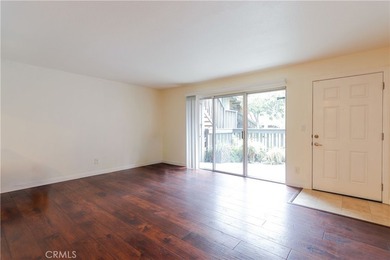 Nicely updated first-floor end-unit offering 3 bedrooms, 2 - photo 5