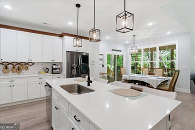 Get ready to fall head over heels for one-story living done - photo 11