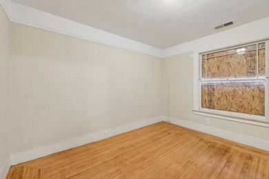 Welcome to 5826 Avenal Ave, a charming gated bungalow offering - photo 13