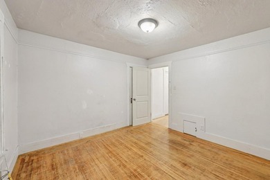 Welcome to 5826 Avenal Ave, a charming gated bungalow offering - photo 14