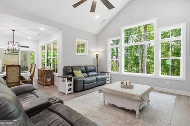 Get ready to fall head over heels for one-story living done - photo 15