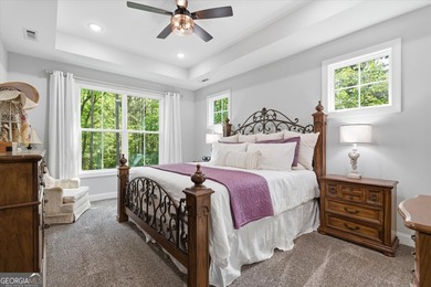 Get ready to fall head over heels for one-story living done - photo 18