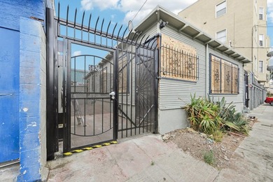 Welcome to 5826 Avenal Ave, a charming gated bungalow offering - photo 24