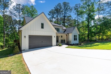 Get ready to fall head over heels for one-story living done - photo 46