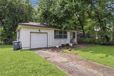 Discover a premier turnkey investment property or chic modern - photo 3