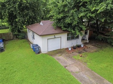 Discover a premier turnkey investment property or chic modern - photo 6