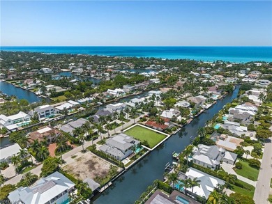 This exceptional waterfront homesite offers an unparalleled - photo 1
